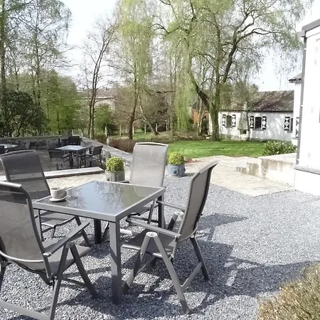 Πανσιόν La Maison De Maitre 2*